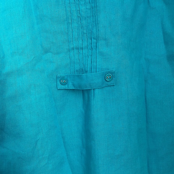 JM • Stunning Turquoise 100% Linen Sequence Pleated Buttoned Top - Picture 11 of 13